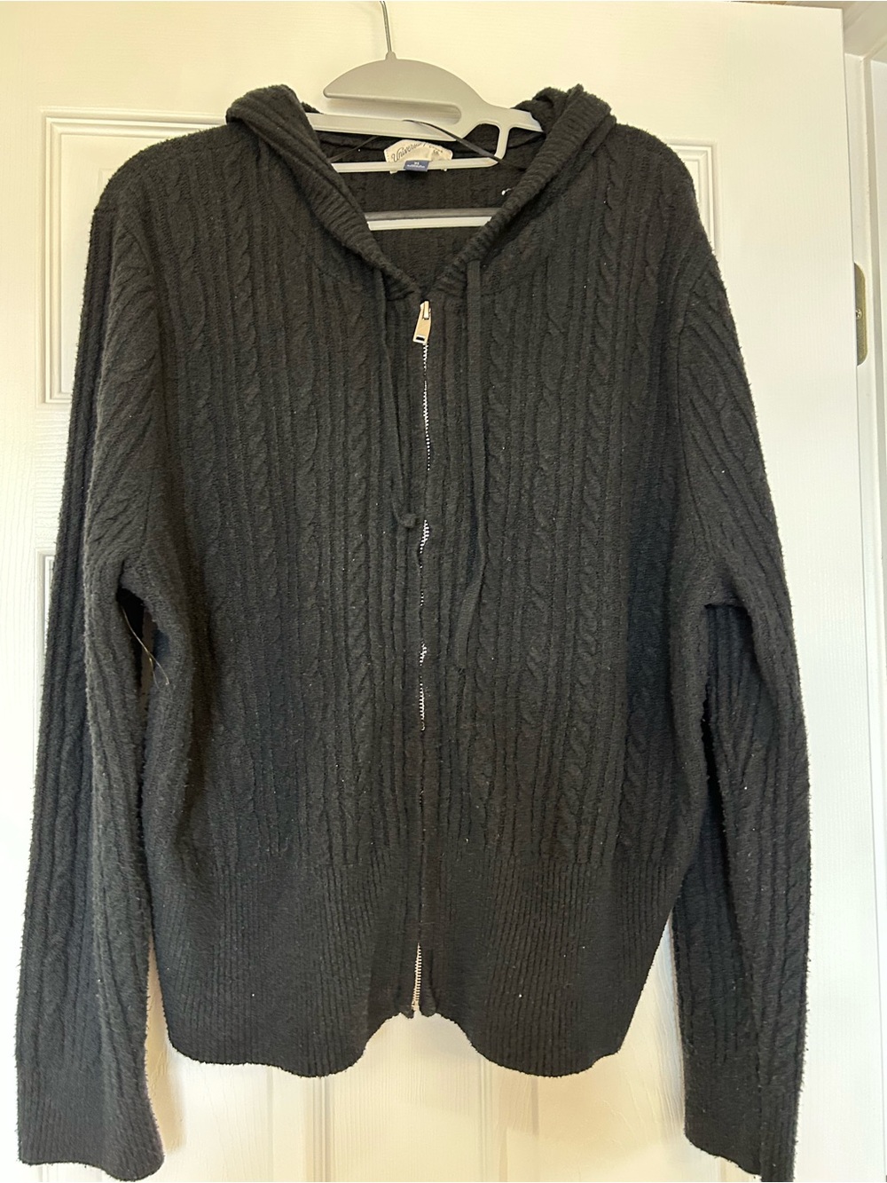 Universal Thread Black Cable-Knit Zip Hoodie Sweater